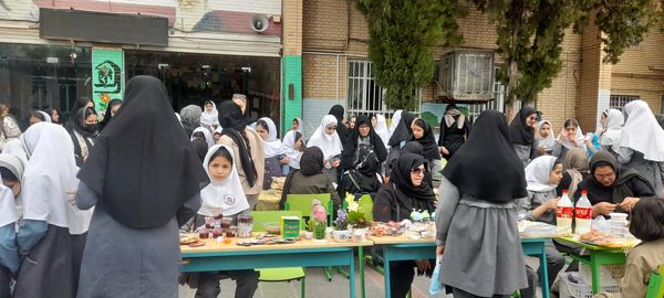 بازارچه کسب و کار دانش‌‍آموزان مدرسه حضرت رقیه(س)