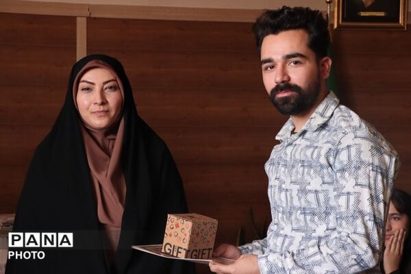قلم‌های جوان، روایت‌گران فردای رسانه