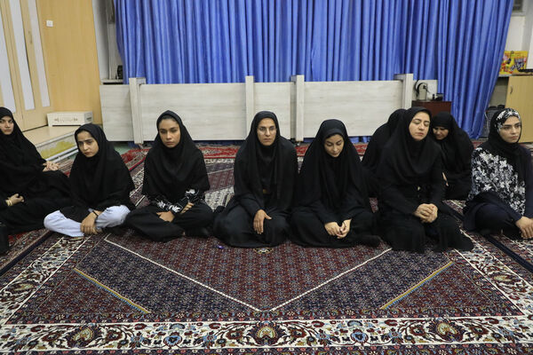 دیدار جوانان و پیشکسوتان ورزش خراسان‌جنوبی با نماینده ولی‌فقیه 