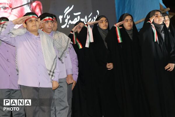 تقدیر از معلمان نمونه آستارا 