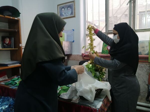 جشن شادی در دبستان نیایش