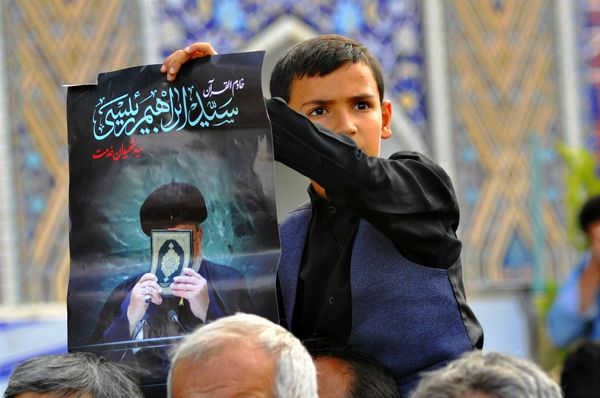 زیارت شهدای جمهور در حرم مطهر رضوی