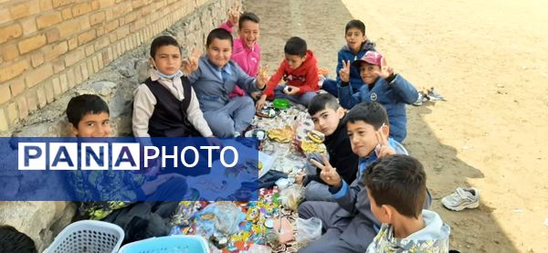 برنامه صبحانه سلام در مدرسه شهید معتمدی گز کوه