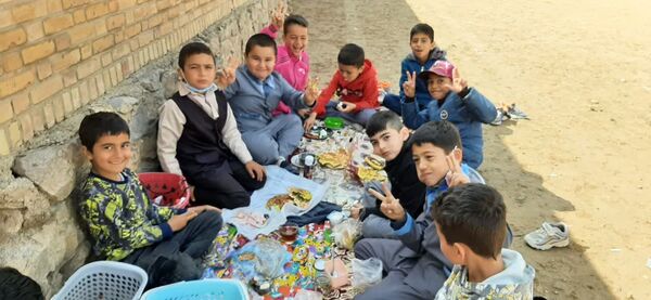 برنامه صبحانه سلام در مدرسه شهید معتمدی گز کوه