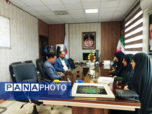 تقدیر از رئیس اداره راه و حمل و نقل جاده‌ای شهرستان فریمان 