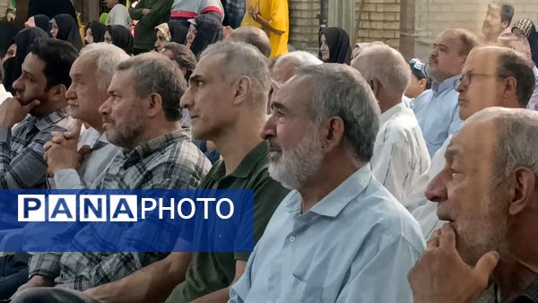  یادبود یکصد شهید پایگاه خیابان آیت‌الله یثربی(ره) کاشان