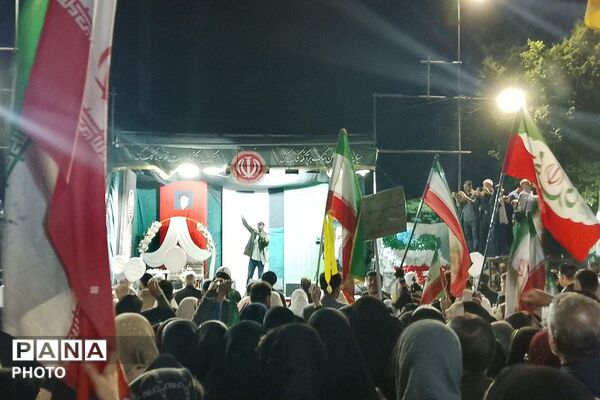 جشن ازدواج ساده ۴۷ زوج جوان؛ جلوه‌ای همانند پیوند آسمانی