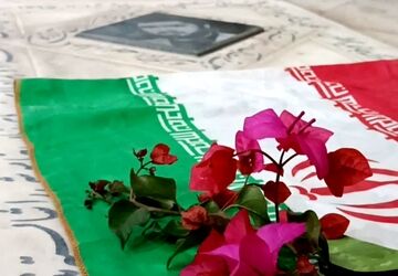 رونمایی از کتاب آینه در آینه؛ روایتی از یک عمر روشنایی در سرچشمه زارچ
