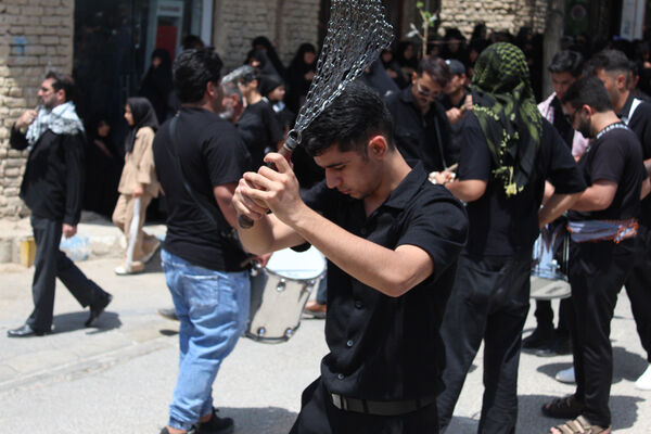 عزاداری عاشورای حسینی در شهر درق
