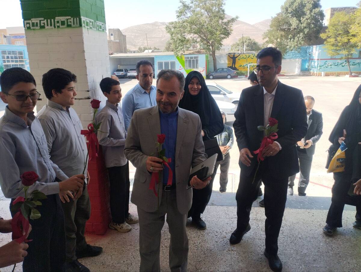 بازدید مدیرکل قرآن و عترت و نماز وزارت آموزش و پرورش از مدارس و دارالقرآن شیروان
