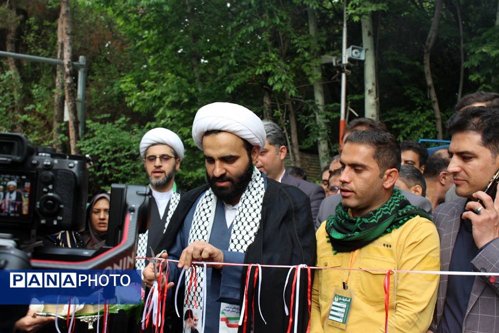 افتتاح نمایشگاه دستاوردهای کانون‌های فرهنگی و تربیتی سراسر کشور در اردوگاه شهید باهنر