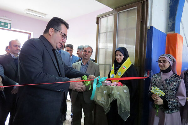  جشن مدرسه ای ایرانمون در دبیرستان شاهد آمنه شهرستان بجنورد 