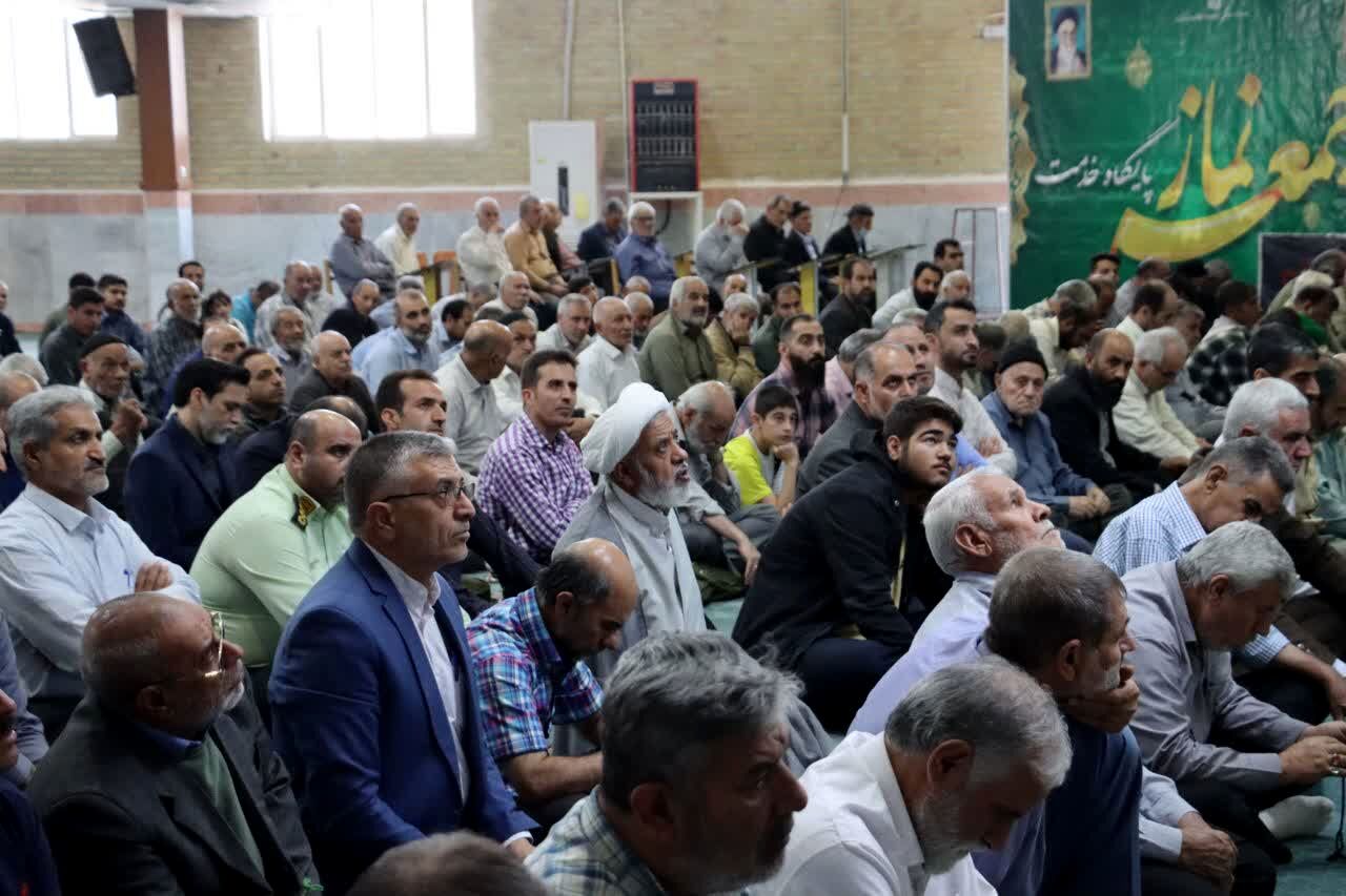 آیین وحدت‌بخش نماز عبادی سیاسی جمعه در مصلی امام خمینی(ره) ماهدشت 