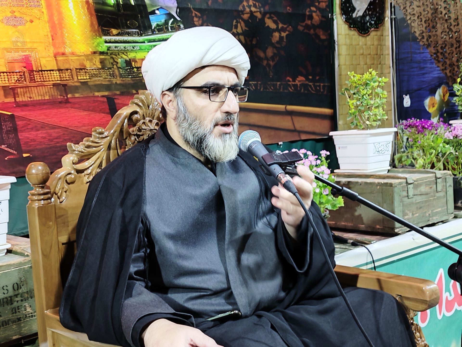 زندگی و ویژگی‌های اخلاقی شهید آوینی نماد عشق و تعهد به انقلاب است