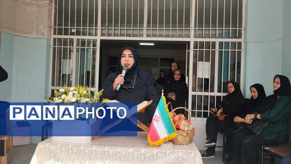 برگزاری «جشن جوانه‌ها» در مدرسه شهدای شهرداری ناحیه ۲ کرج