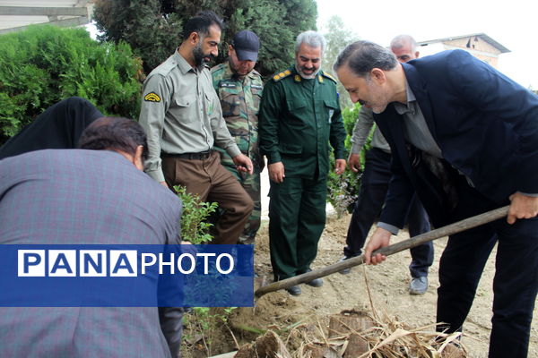 مهر در گلوگاه، از دل جنگل تا کلاس درس 