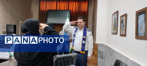 جلسه تقدیر از عوامل اجرایی همایش بزرگ یاوران مقاومت در کانون باهنر بجنورد