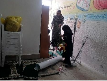 غبارروبی نمازخانه‌ دبستان ناهید نخودی نیشابور
