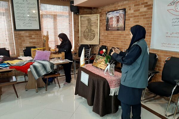 نمایشگاه توانمندی‌های نابینایان در موسسه توانگران کارآفرین شیراز