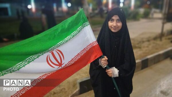روایت ایثار در شب‌های تویسرکان؛ تجمعات شبانه با محوریت یادواره شهدای زن