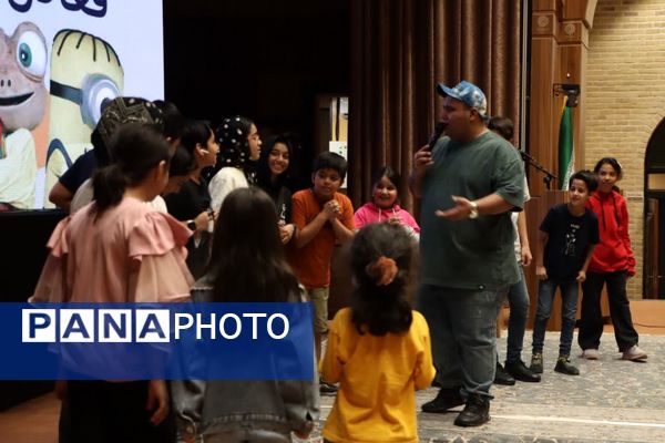 مراسم تجلیل از فرزندان فعالان رسانه یزد