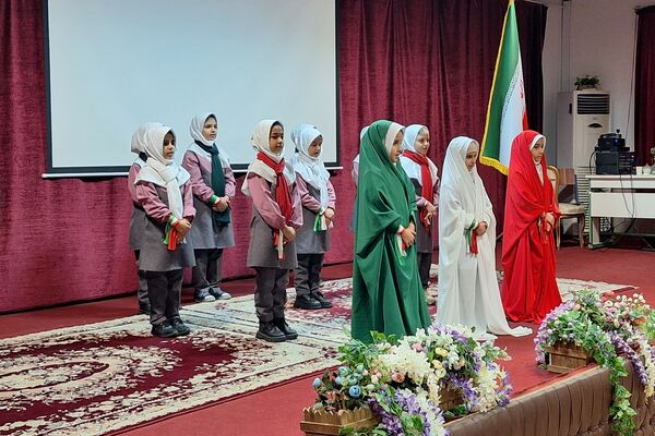 جشنواره دانش‌آموزی سرود در هنرستان سعادت پردیس 