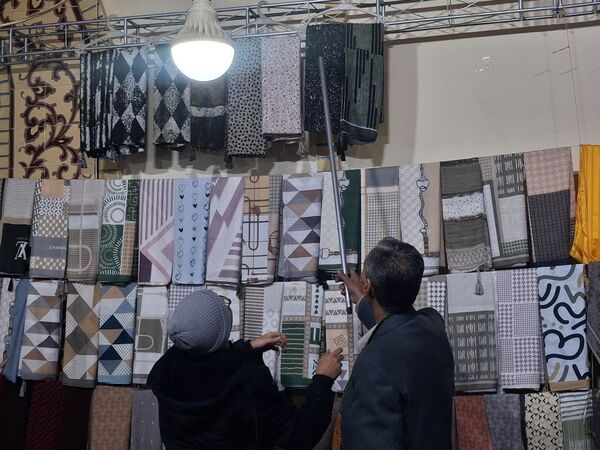 نمایشگاه عرضه مستقیم کالا ،سوغات و هدایا، صنایع دستی در شهرستان کاشمر 