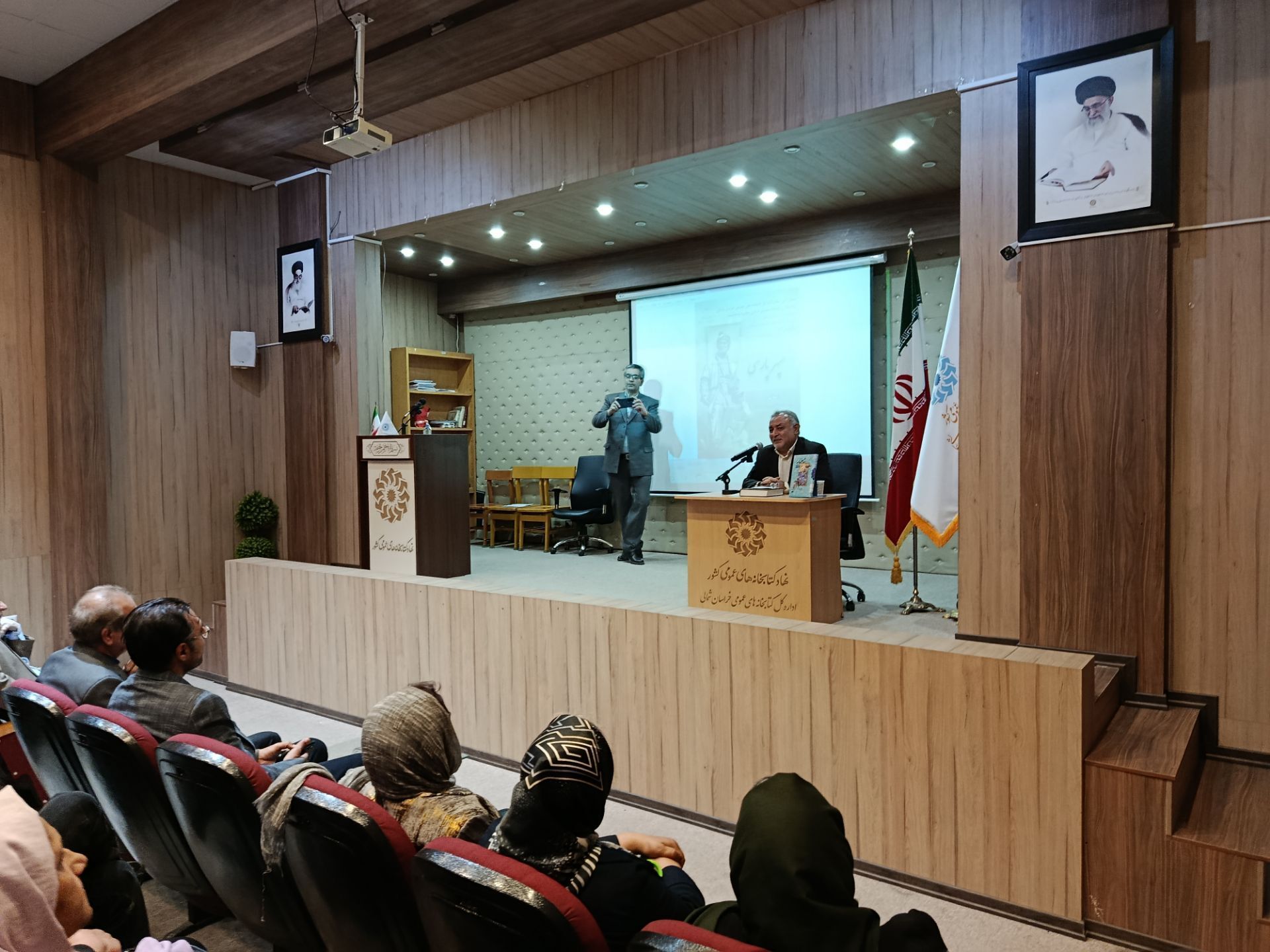 مراسم بزرگداشت حکیم ابوالقاسم فردوسی در کتابخانه دهخدا