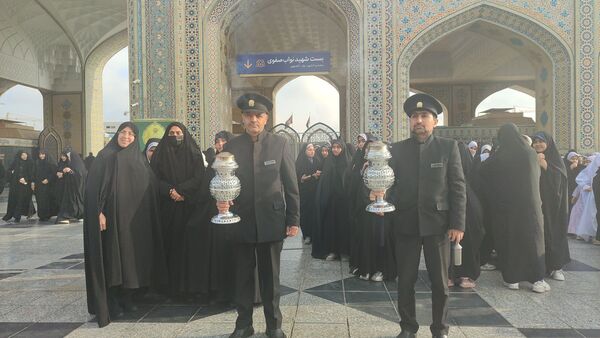 اردوی زیارتی دانش‌آموزان دبستان شاهد حاج تقی آقا بزرگ به حرم مطهر رضوی (ع)