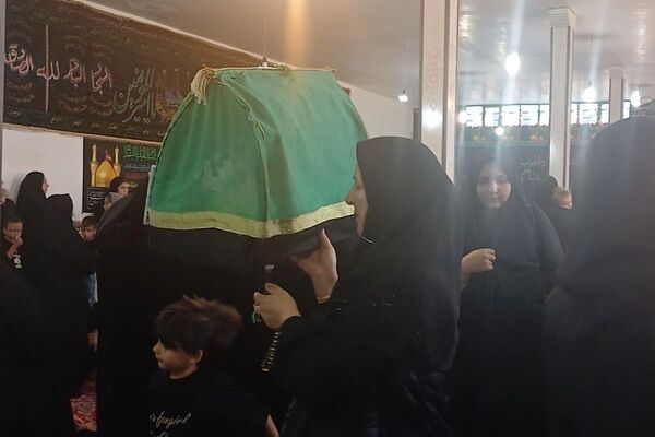 برگزاری همایش باشکوه شیرخوارگان حسینی با حضور خانواده‌ها و نوزادان