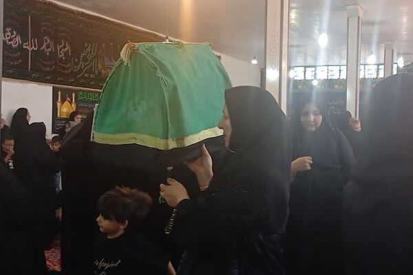برگزاری همایش باشکوه شیرخوارگان حسینی با حضور خانواده‌ها و نوزادان