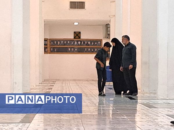 روز دحوالارض در حرم امام مهربانی‌ها