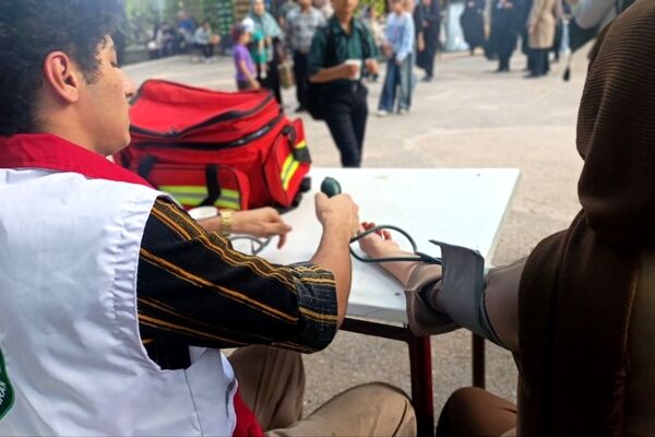 پویش امدادی سلامت در اردوگاه باغرود وارد دومین روز شد