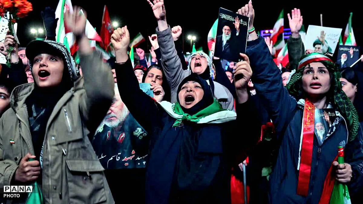 تجمع مشکین‌دشتی‌های شهیدپرور در پی دفاع از ایران 