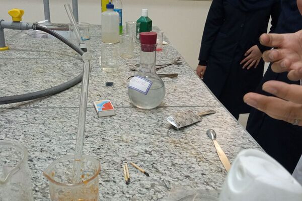 بازدید دانش آموزان دبیرستان حضرت ولیعصر (عج) ناحیه یک ری از پژوهش‌سرای رازی 