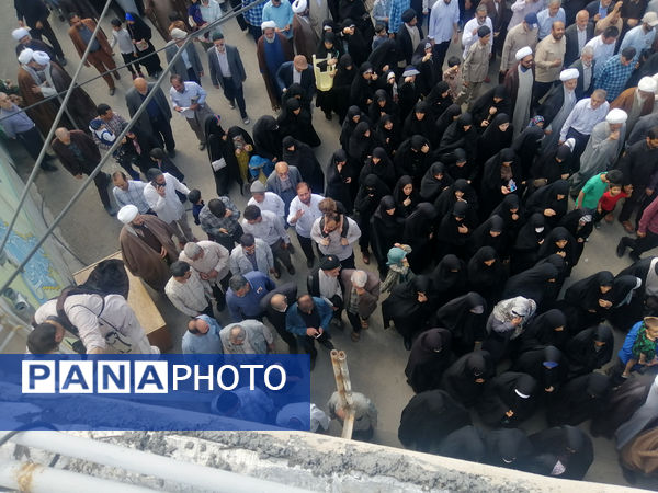 راهپیمایی نمازگزاران جمعه قم در حمایت از عملیات وعده صادق و طرح نور
