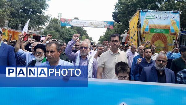  حضور بی نظیر مردن نیشابور در راهپیمایی بر علیه حمله رژیم صهیونسیتی