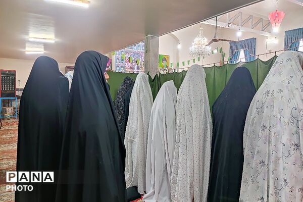 اقامه نماز عبادی سیاسی جمعه اردیبهشت ماه در شهر بار نیشابور