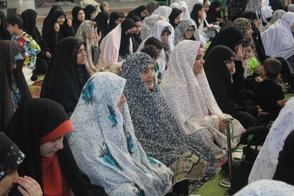اقامه نماز جمعه در گلوگاه 