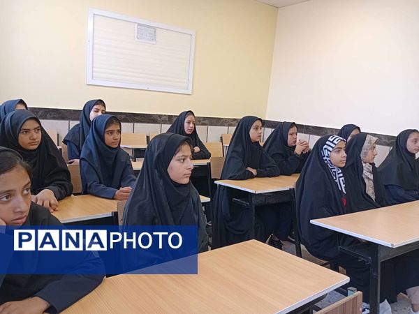 جشن جوانه ها در دبیرستان مادر مهربان خلیل آباد