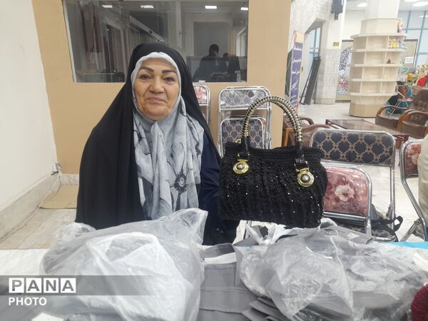 رونق تولید در فرهنگسرای سیمرغ با برپایی بازارچه صنایع دستی