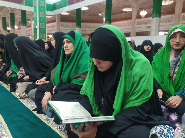 همایش «بانوان سادات» در قم-1