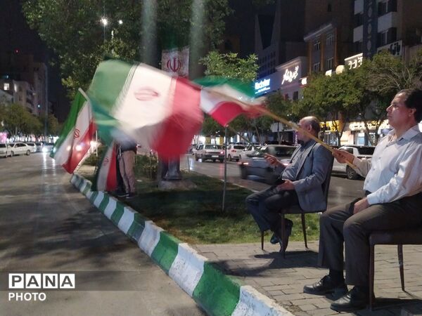 گذری در تجمع مردم محله خیابان شهید مدرس مشهد