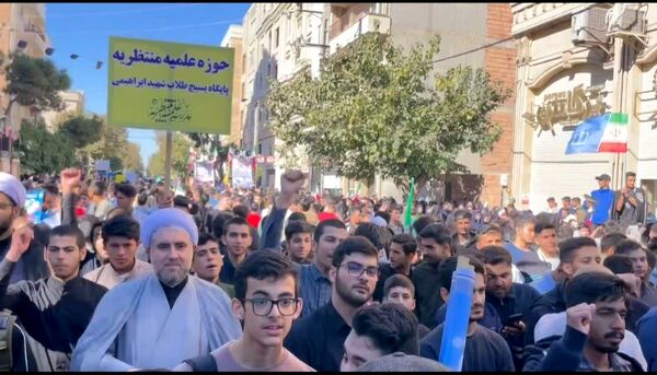 ۱۳ آبان؛ تجلی اراده دانش‌آموزان دیروز در تسخیر لانه جاسوسی و نقشه دانش‌آموزان امروز برای تمدن سازی