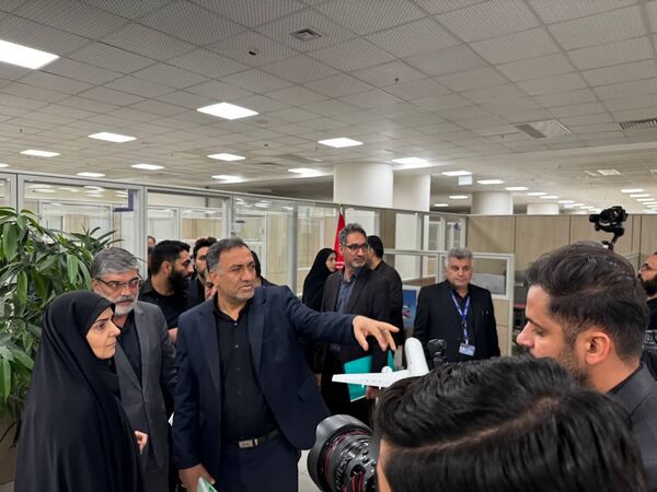 بازدید وزیر راه و شهرسازی از روند خدمات‌رسانی زائران در ایام پایانی دهه صفر