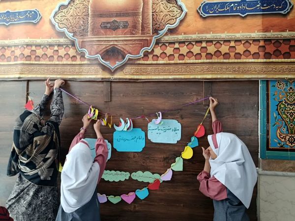 فعالیت جهادی دانشجومعلمان قم در روستای مومن آباد