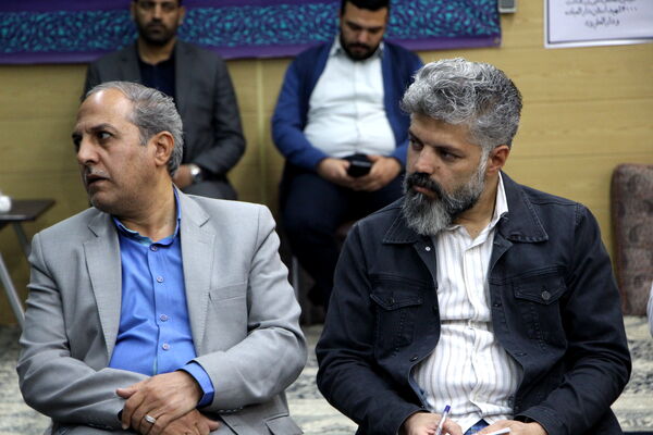 نشست اصحاب رسانه با نماینده ولی فقیه در یزد