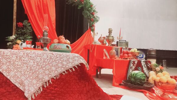 یلدای هنری با حضور هنرمندان در کانون ارشاد شهرستان خلیل آباد 