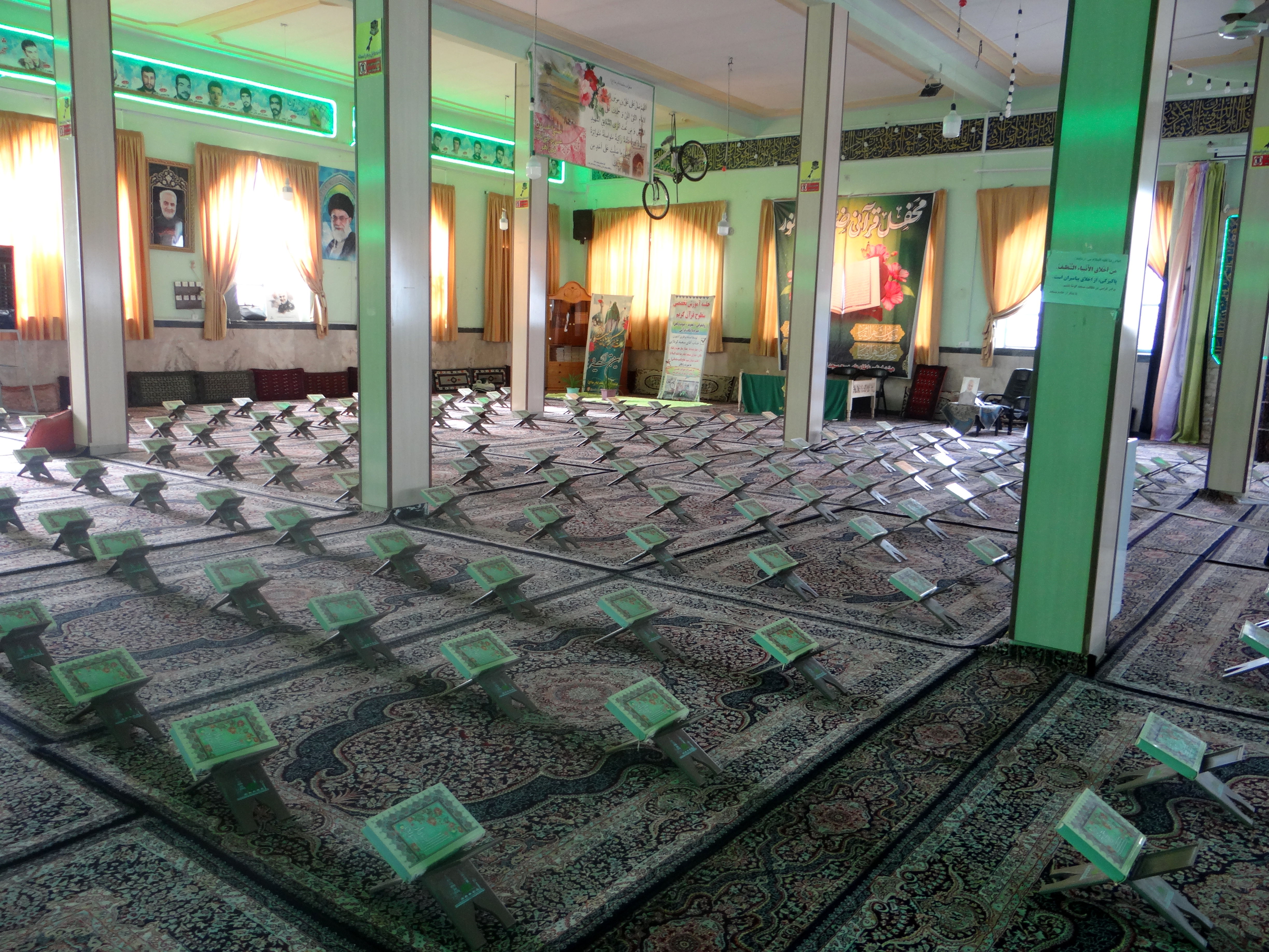  محفل انس با قرآن در چناران