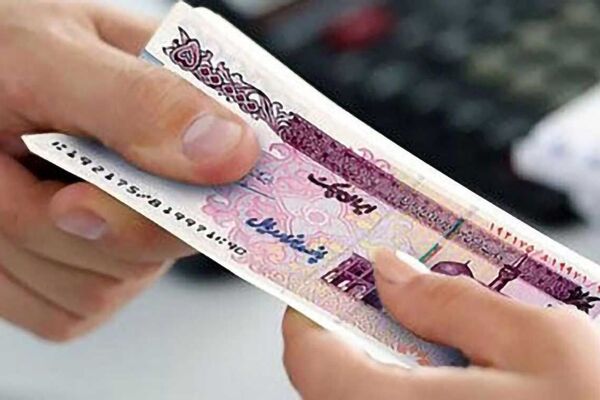 تسهیلات بانکی در قم باید با انعطاف بیشتری پرداخت شود